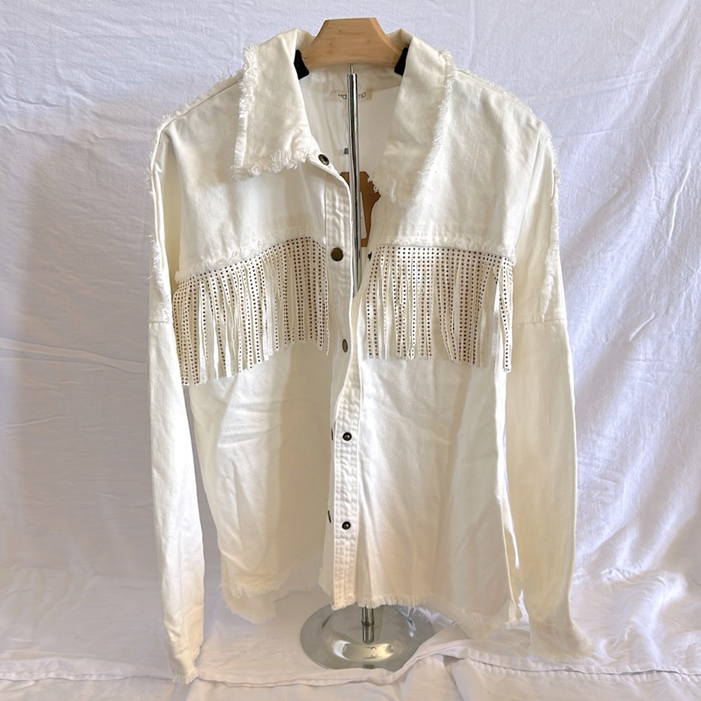 *NWT* Boutique Fringe Denim Shirt Jacket